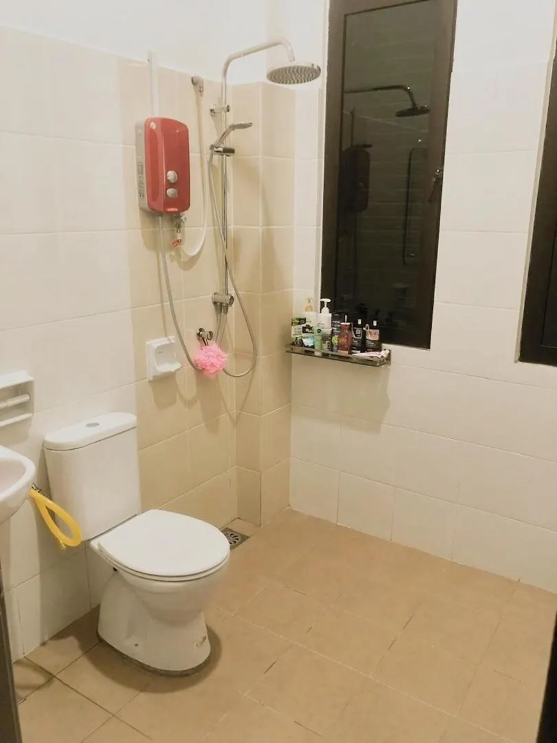 Family House At Town Area, You Feel Like Home Malacca Maleisië